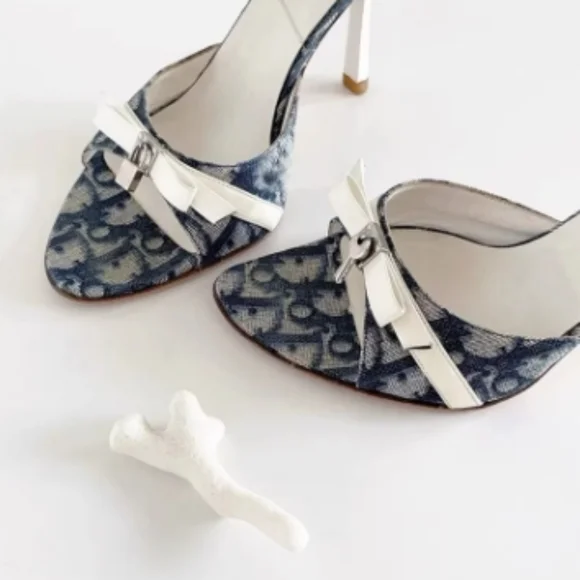 women shoes Heels - Picture 2 of 4